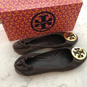 Tory Burch Classic Reva Ballet Flat (Brown/Gold)